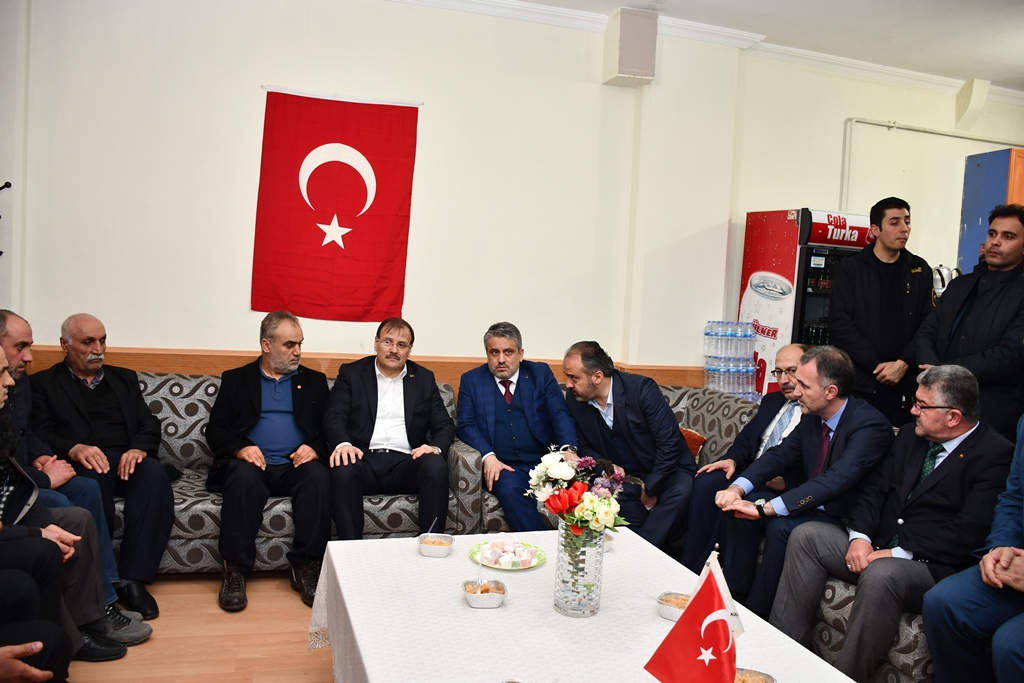 Bıçak Kemiğe Dayanmıştır