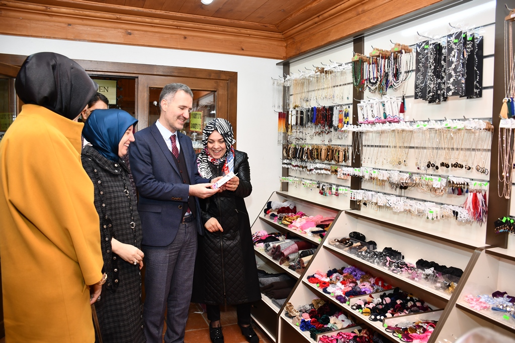 Beylik Hanında Bereketli Cuma Günleri Başladı