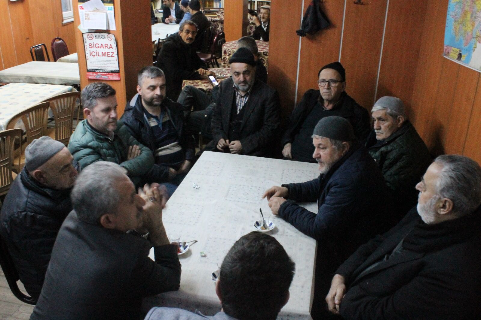 Mhp Altınbaş Cami Cemaatiyle Hasbihal Etti