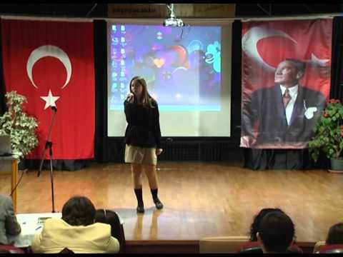 Liselerde İstiklal Marşını En Güzel O Okudu