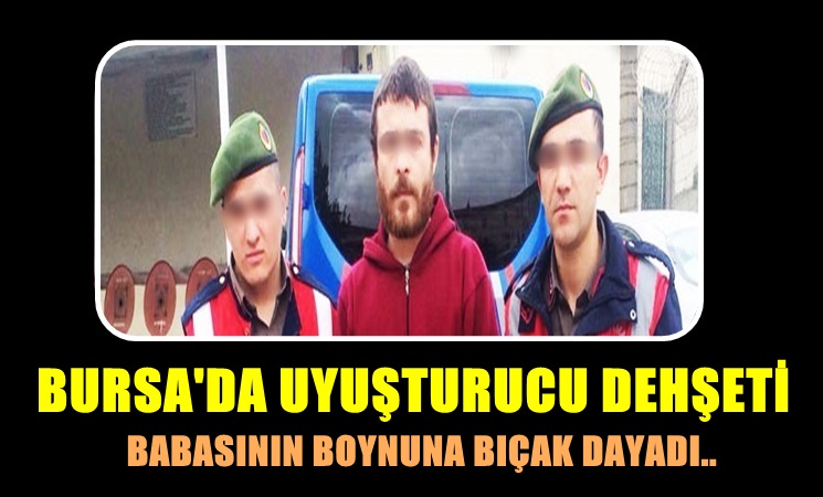Babasının Boynuna Bıçak Dayadı