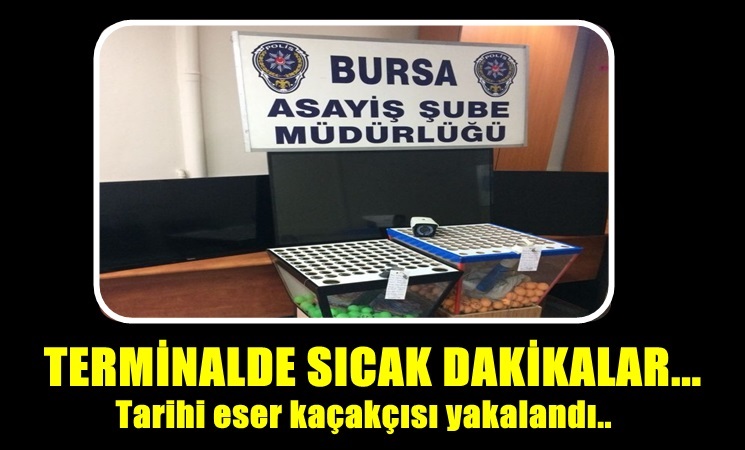 Tarihi Eser Kaçakçısı Terminalde Yakalandı