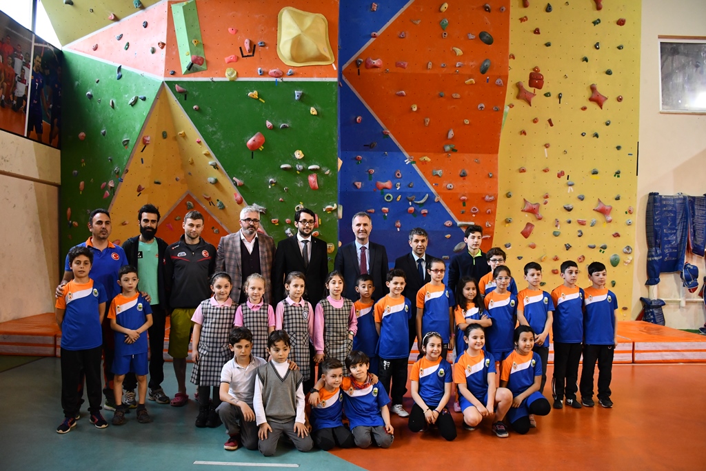 Milli Takıma Seçilen Minikler Ödüllendirildi