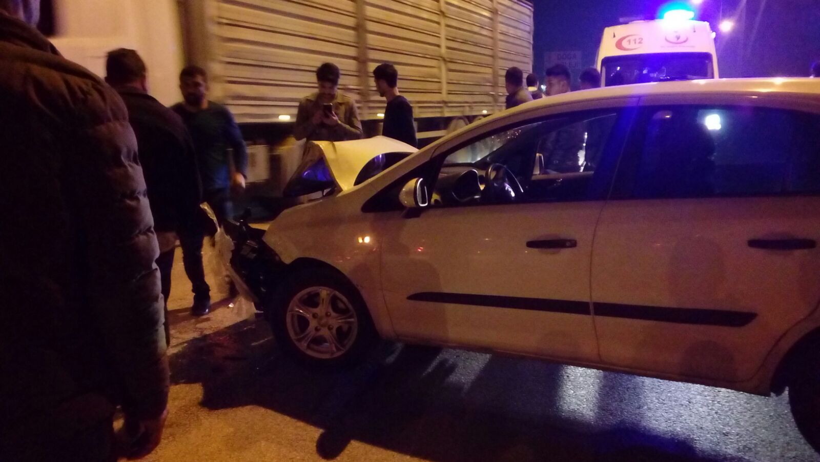Alkollü Sürücü Bariyerlere Çarparak Durabildi