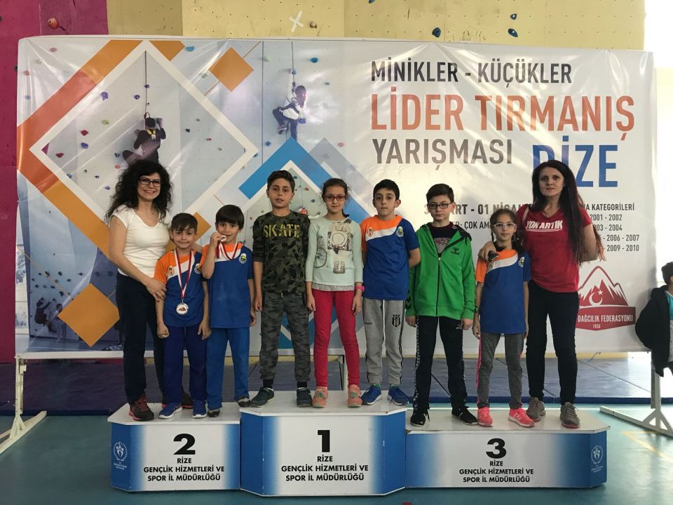 Küçük Dağcılar Başarıya Doymuyor