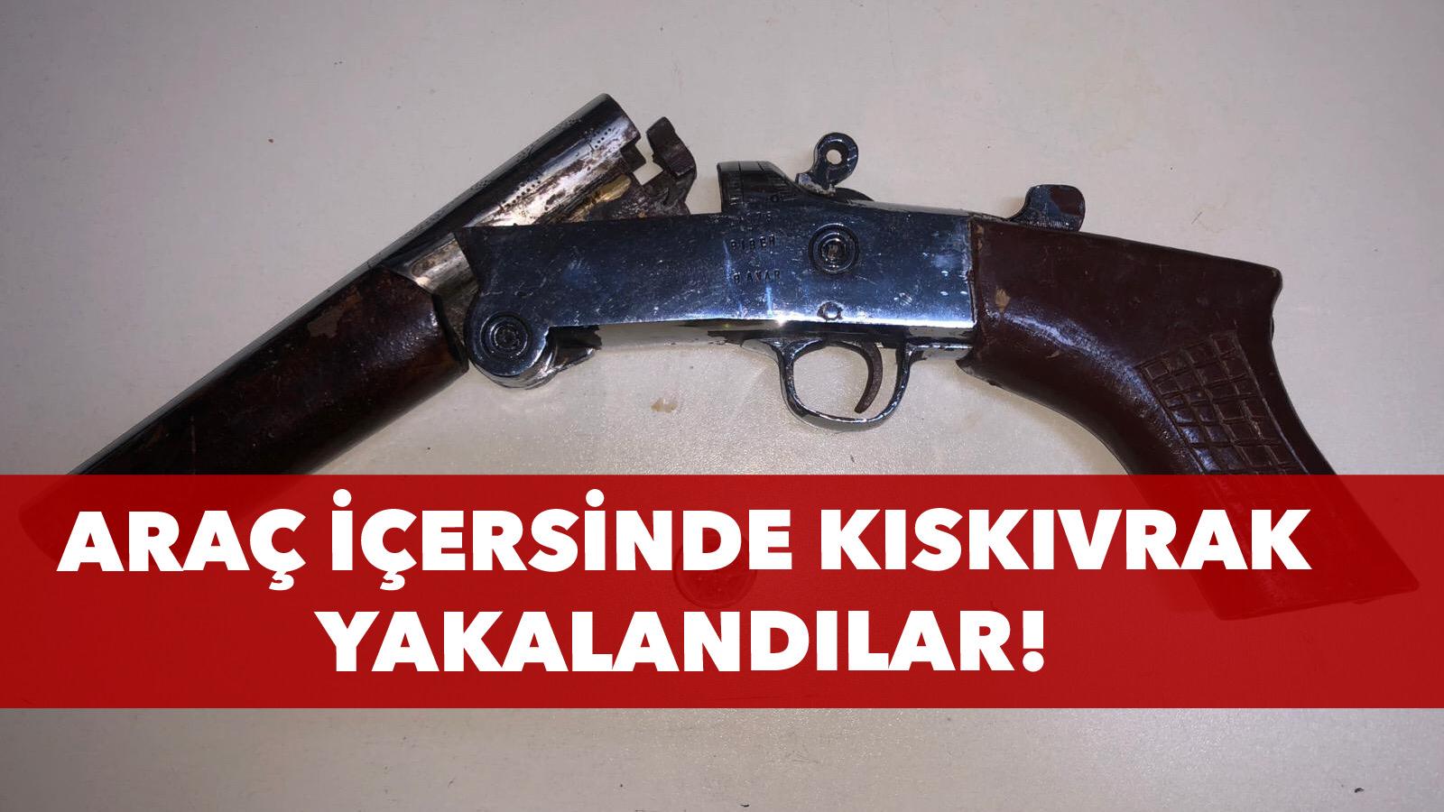 Araç içerisinde kıskıvrak yakalandılar