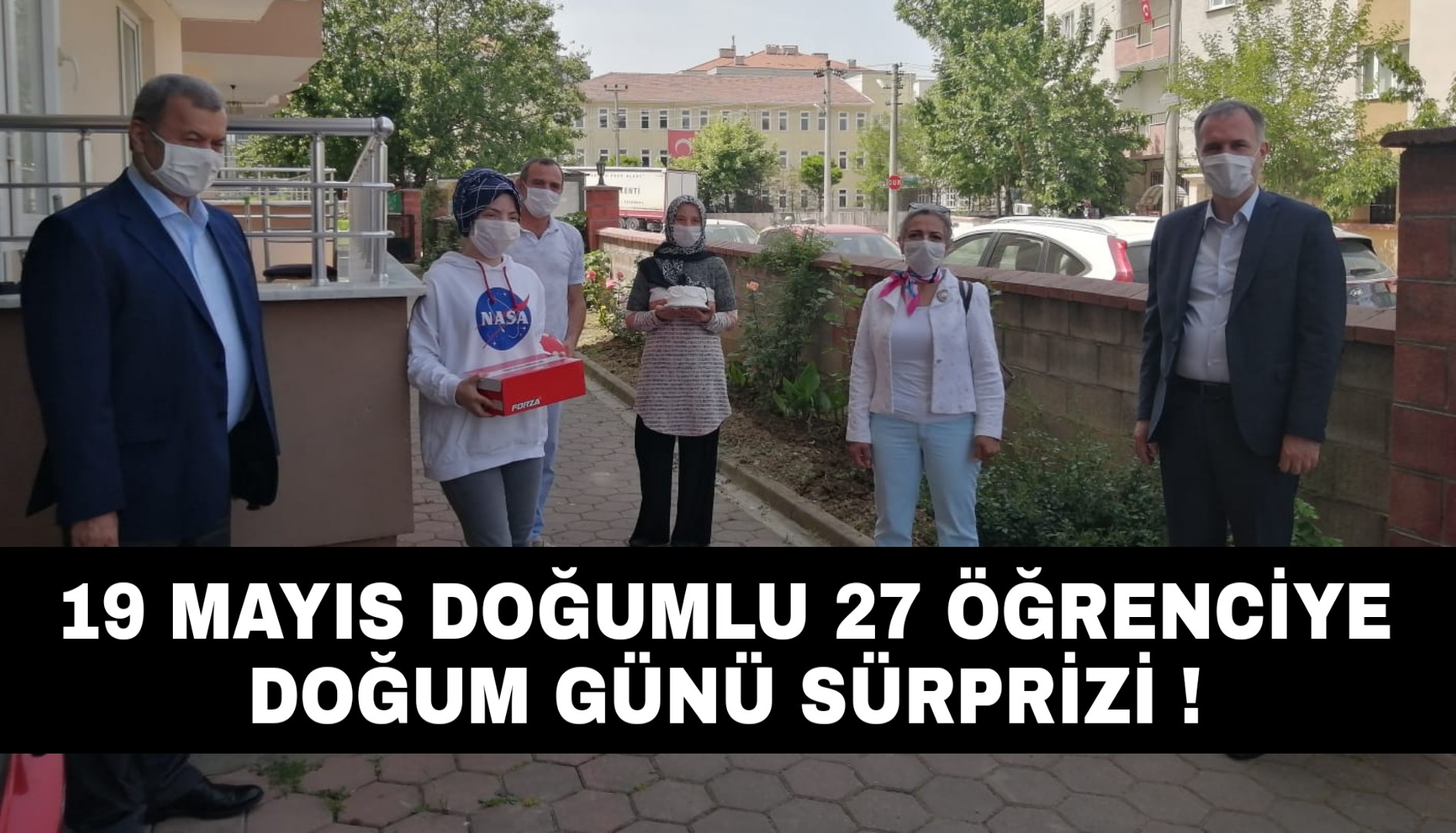 Öğrencilere doğum günü sürprizi !