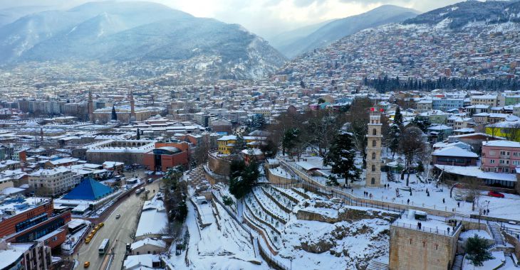 Beyaz gelinlik Bursa’ya çok yakıştı !
