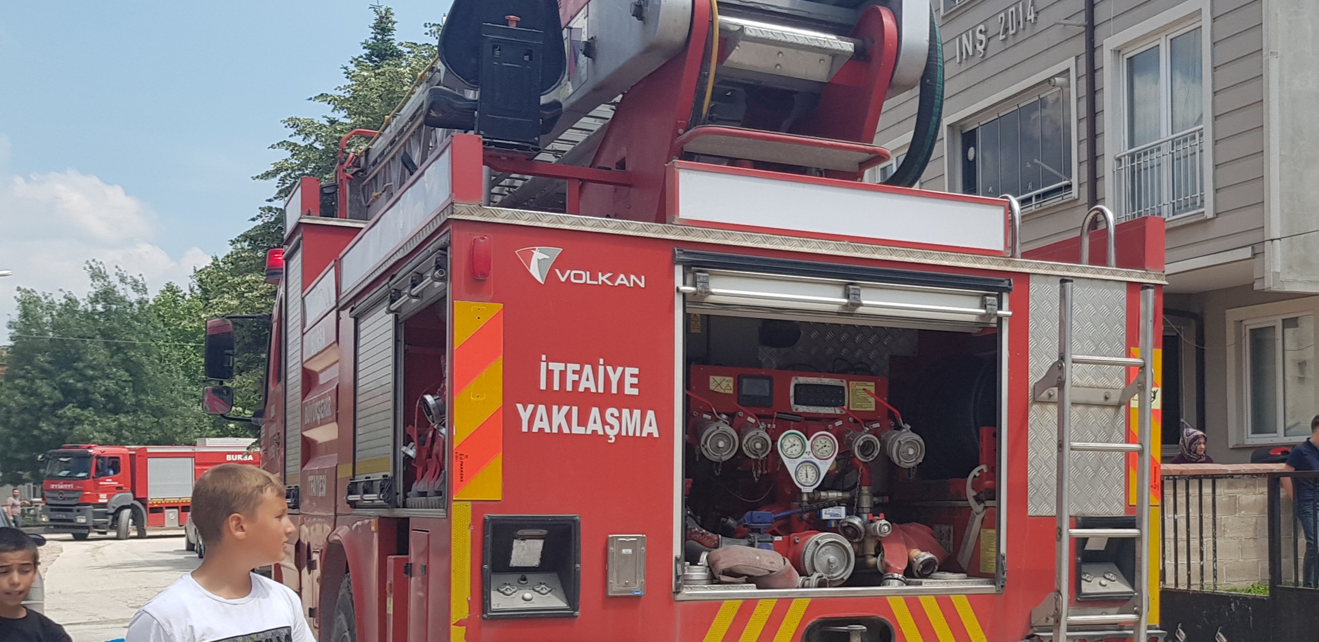 Mahmudiye mahallesinde korkutan yangın !