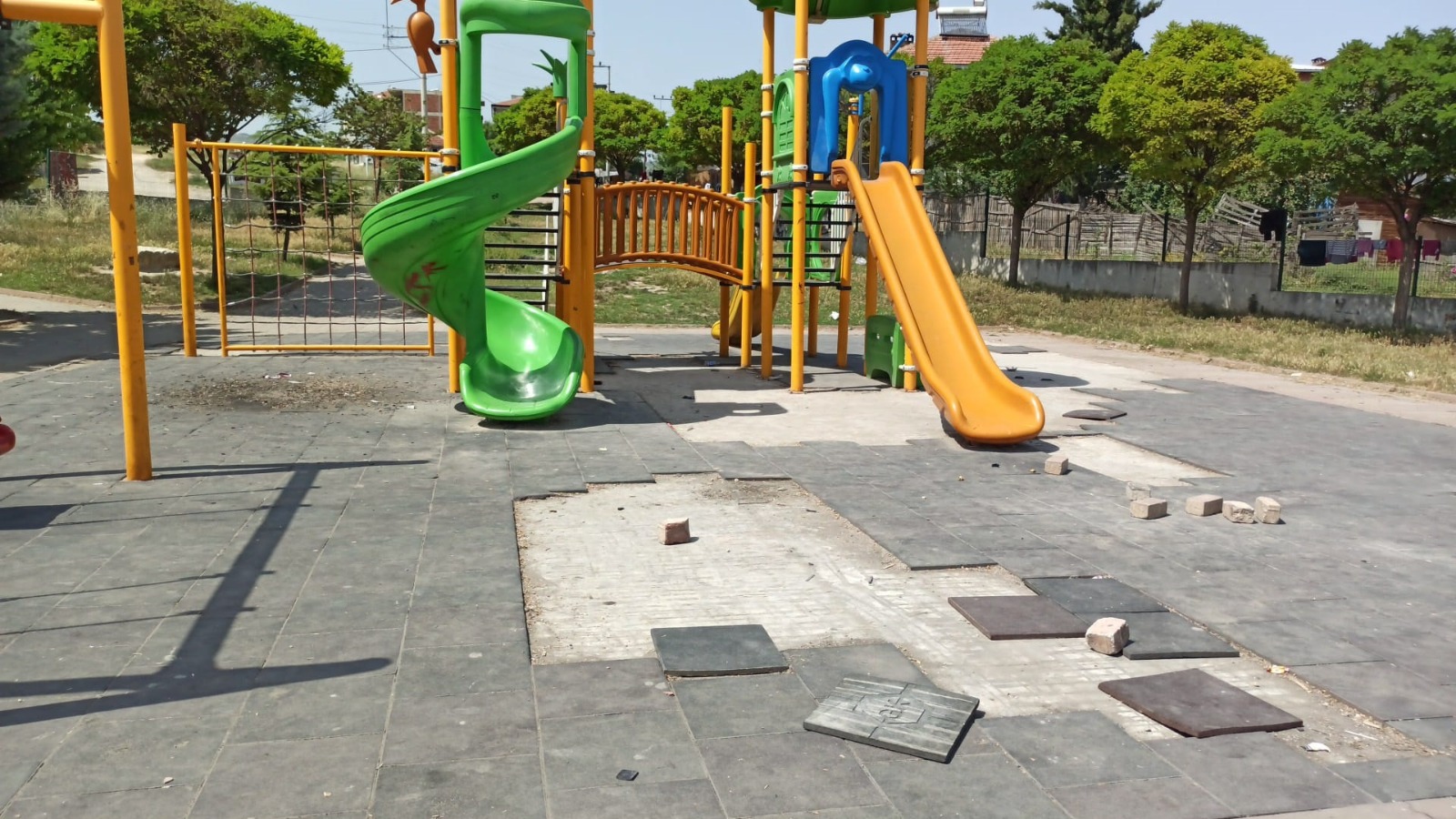Huzur Mahallesinde durum içler acısı !