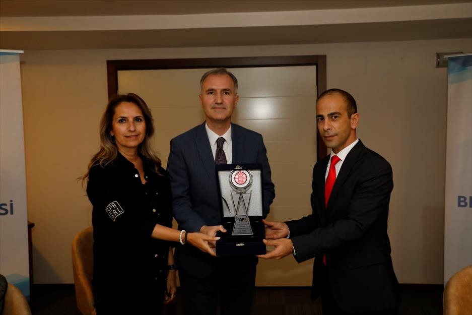 Başkan Taban köşe yazarlarıyla buluştu !