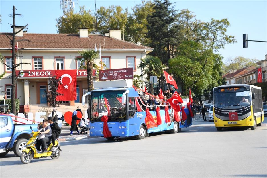 Cumhuriyet coşkusu tüm şehri sardı