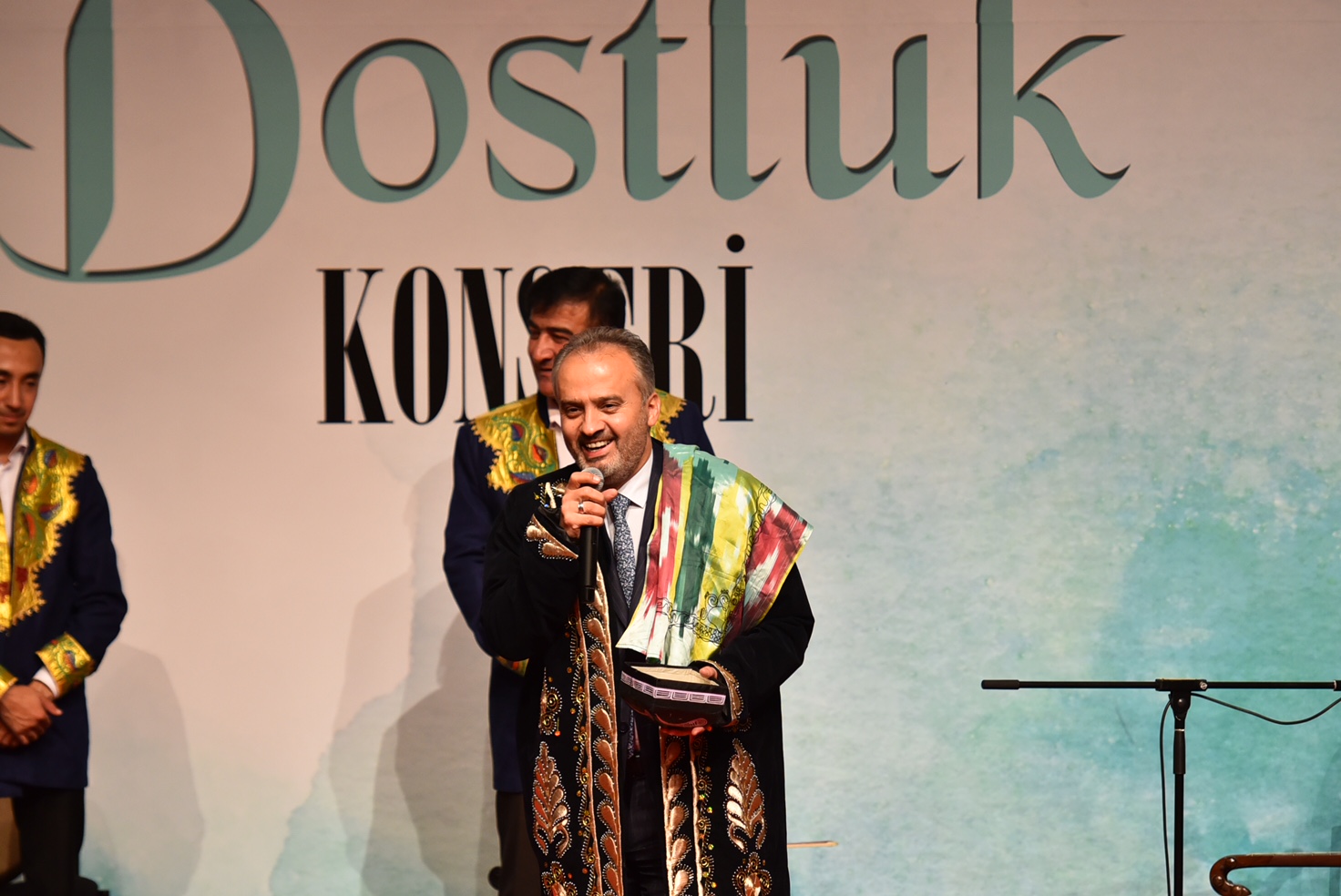 Türk dünyası ezgilerde buluştu