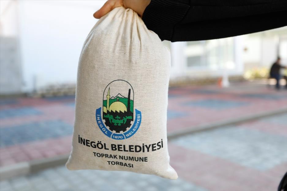Üreticilerden Toprak Analizi Uygulamasına Yoğun İlgi