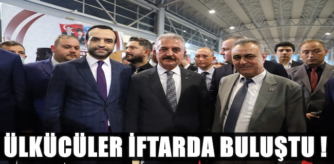 Ülkücüler hep birlikte iftar etti !