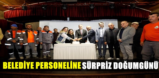 İnegöl Belediyesi’nden Personellere Sürpriz Doğum Günü Kutlaması