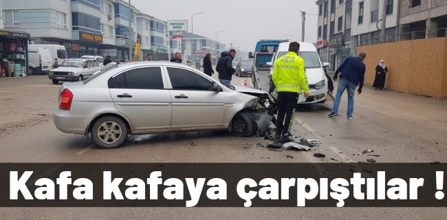 Kafa kafaya çarpıştılar !