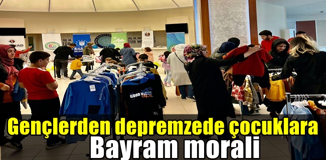 Gençlerden depremzede çocuklara bayram morali