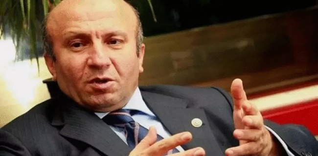Eski bakan havuzda ölü bulundu !