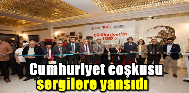 Cumhuriyet coşkusu sergilere yansıdı